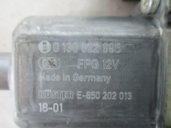 Elevador vidros trás esquerdo VOLKSWAGEN Polo (AW1)