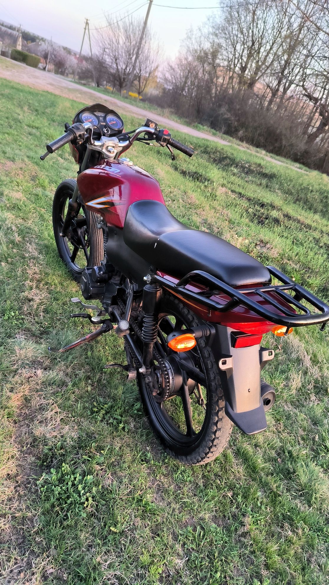 Продам Loncin 125