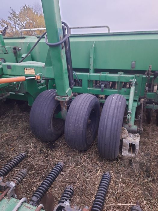 Продам сівалку зернову Great Plains 4.2