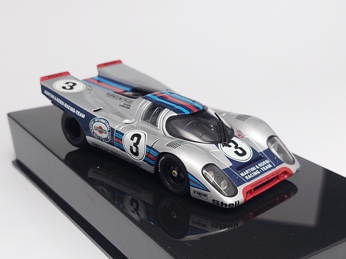 Модель 1:43 Porsche 917K Sebring Winner Martini (AutoArt) масштабна