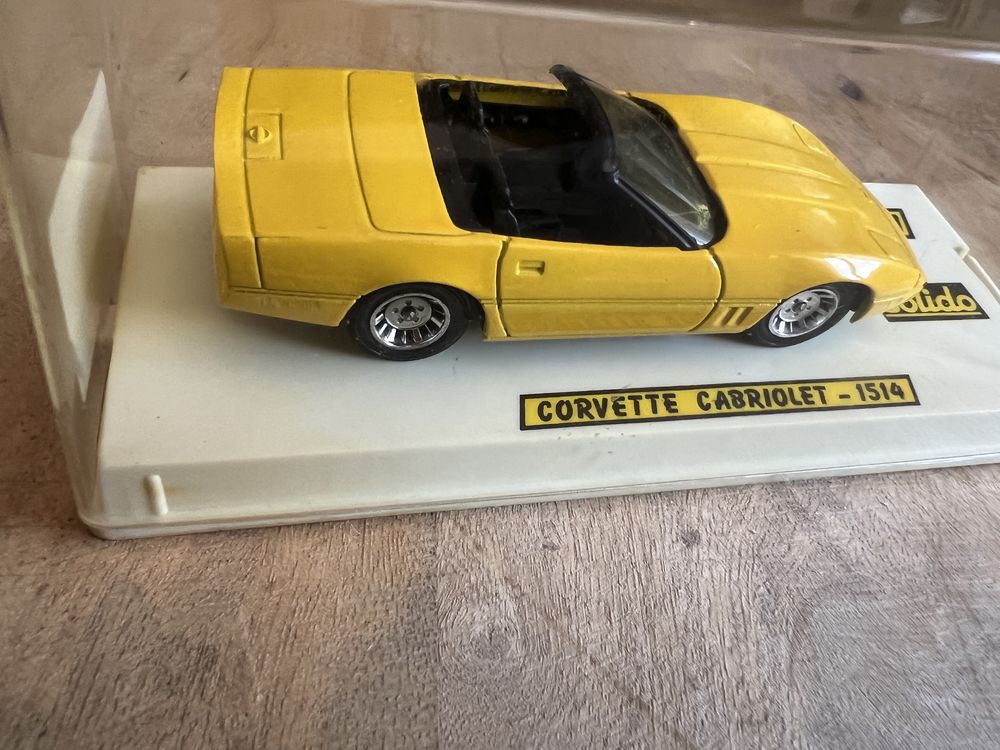 Corvette Cabrio 1:43