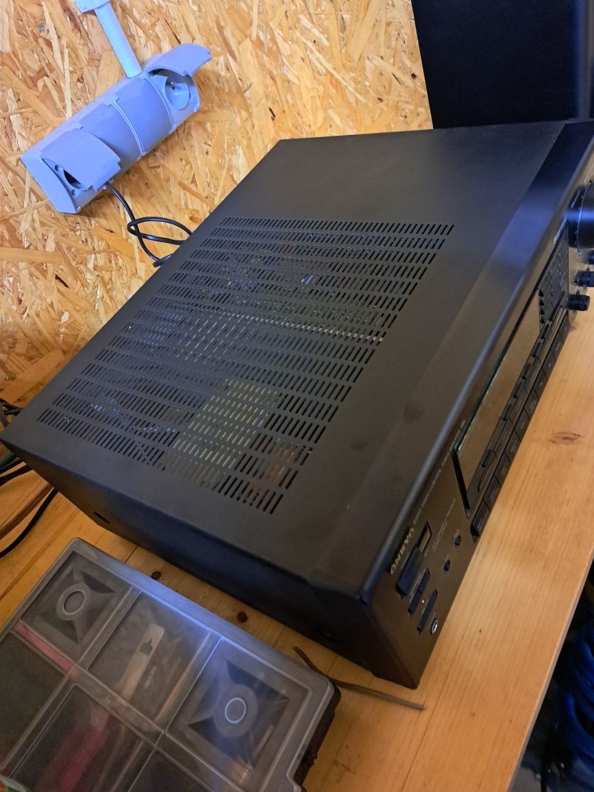 Wzmacniacz Onkyo TX SV 515 Pro