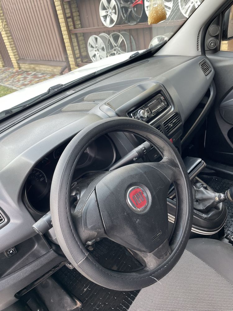Fiat Doublo 1.4 Газ-Бензин 2011 рік