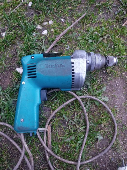 Wkrętarka elektryczna 230v makita