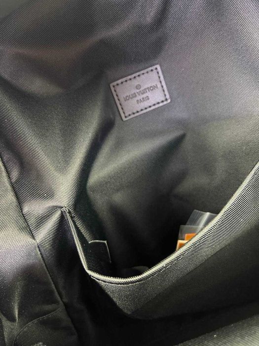 Черный рюкзак Louis Vuitton кожаный ранец LV сумка Луи Виттон c824