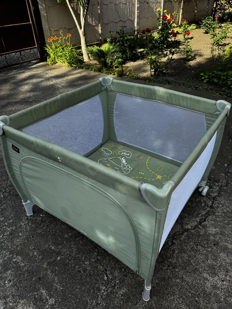 Манеж дитячий Carello 100х100 см