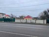 Продажа фасадного участка с ангаром в Новых Петровцах