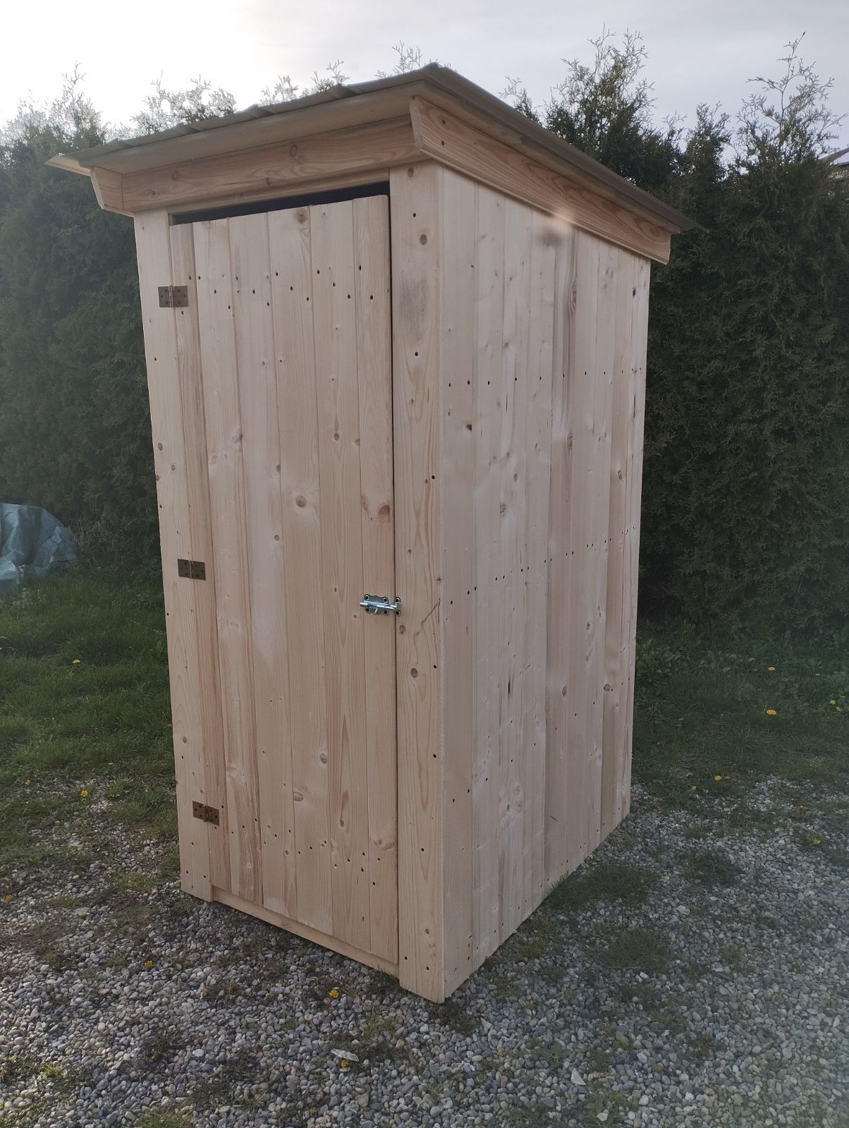 WC kibel  budowlany ,na  działke budowe