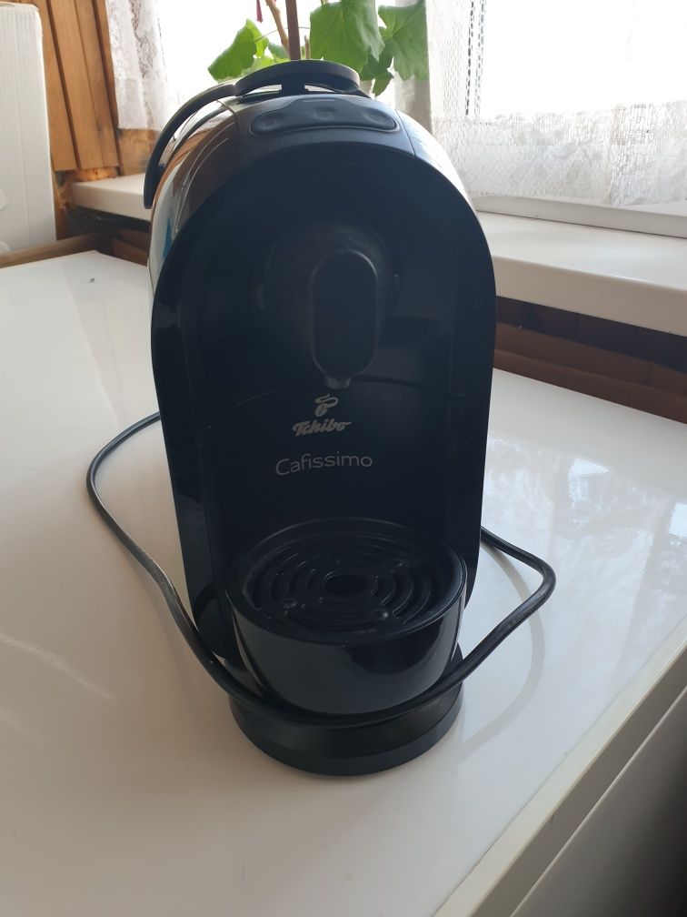 Кавомашина tchibo cafissimo pure black срочно