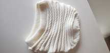 Gorro branco em bom estado