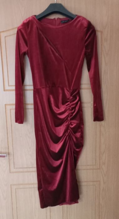 Burgundowa sukienka rozmiar 38