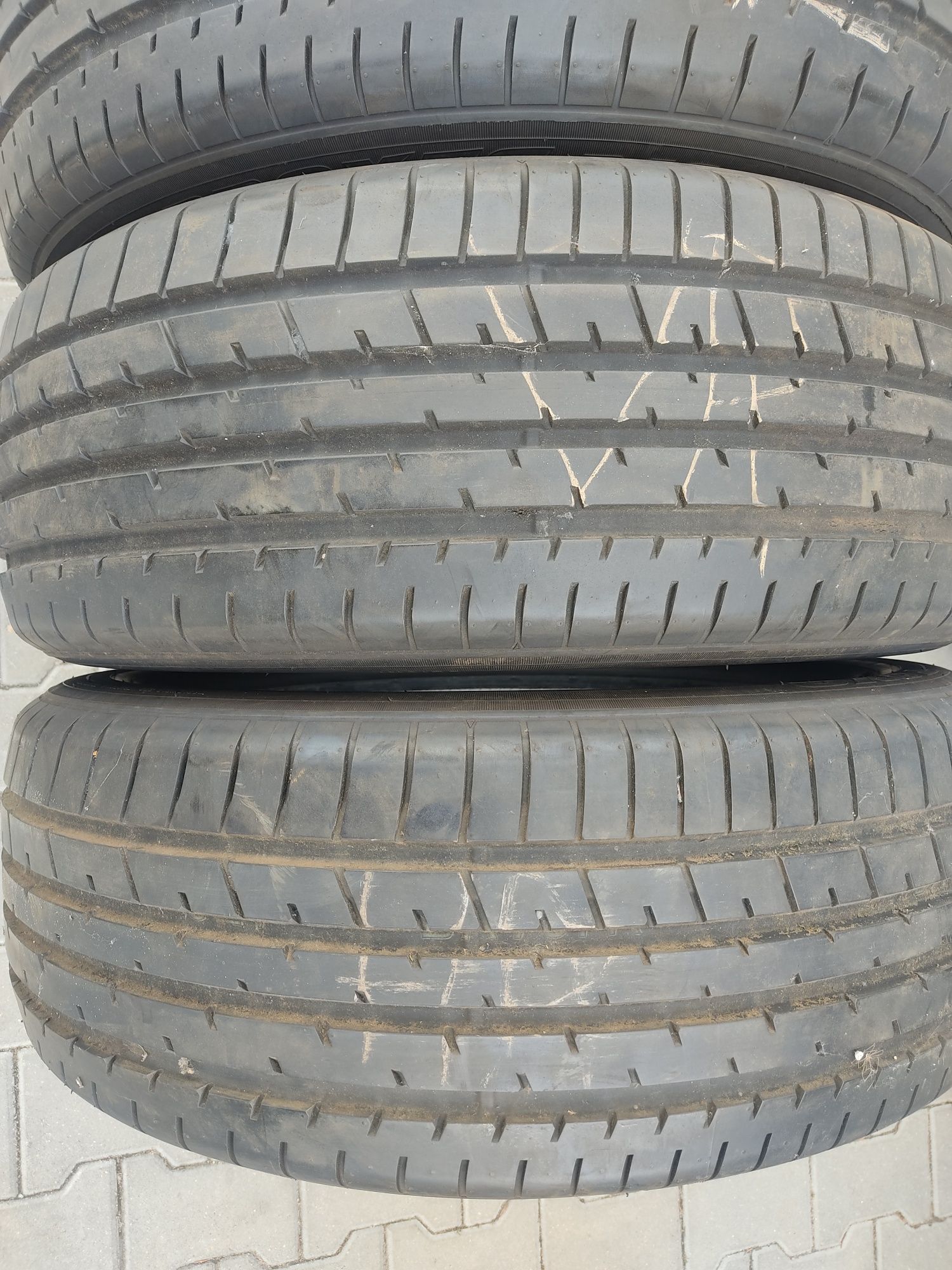komplet opon letnich 225/55 R 19 99 V Toyo 2019 roku produkcji