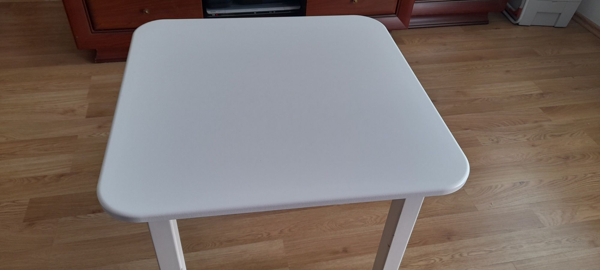 Stolik meblik 67 cm