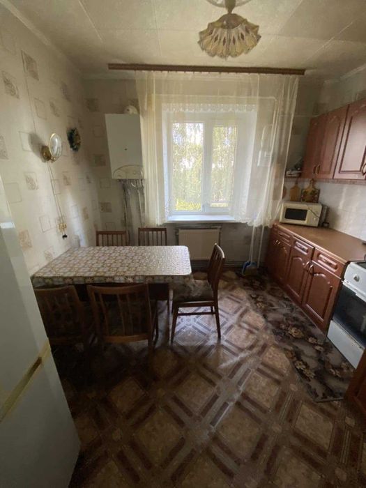 Двокімнатна квартира в центрі Лохвиці від власника