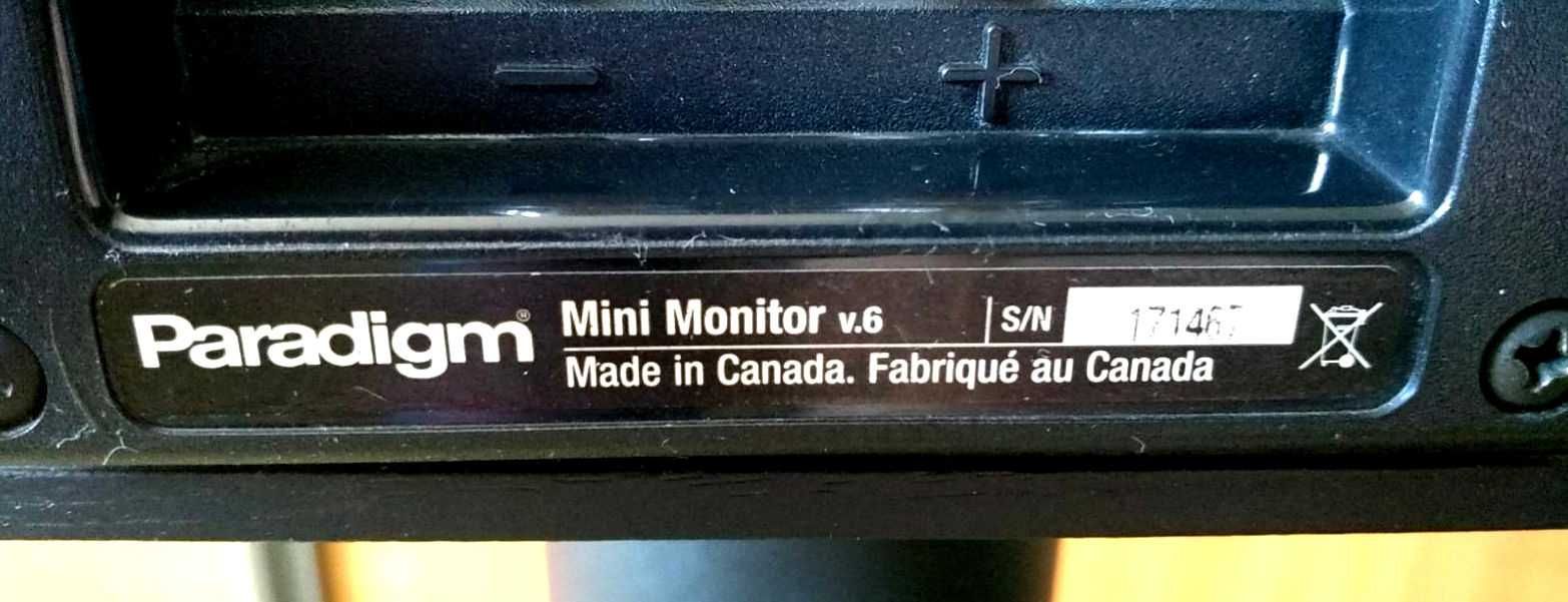 Paradigm Mini Monitor plus stendy