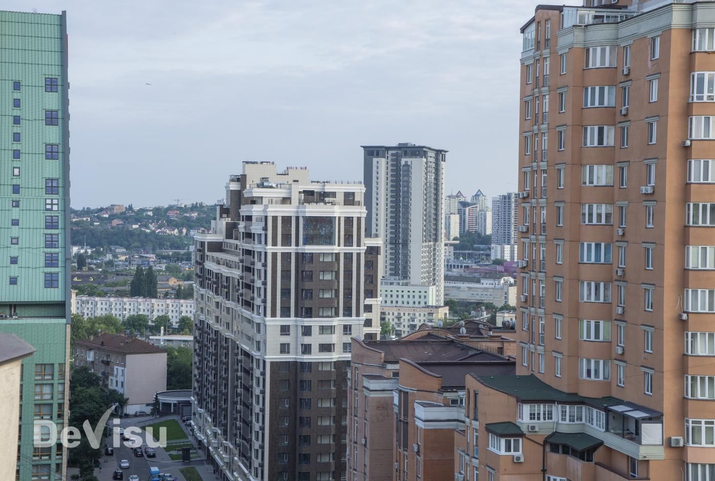 Дизайнерська 2-кімнатна квартира (76м2), Чорновола, Центр