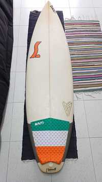 Prancha surf SEMENTE 5'11" (27 Litros)