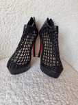 Szpilki czółenka Christian Louboutin
