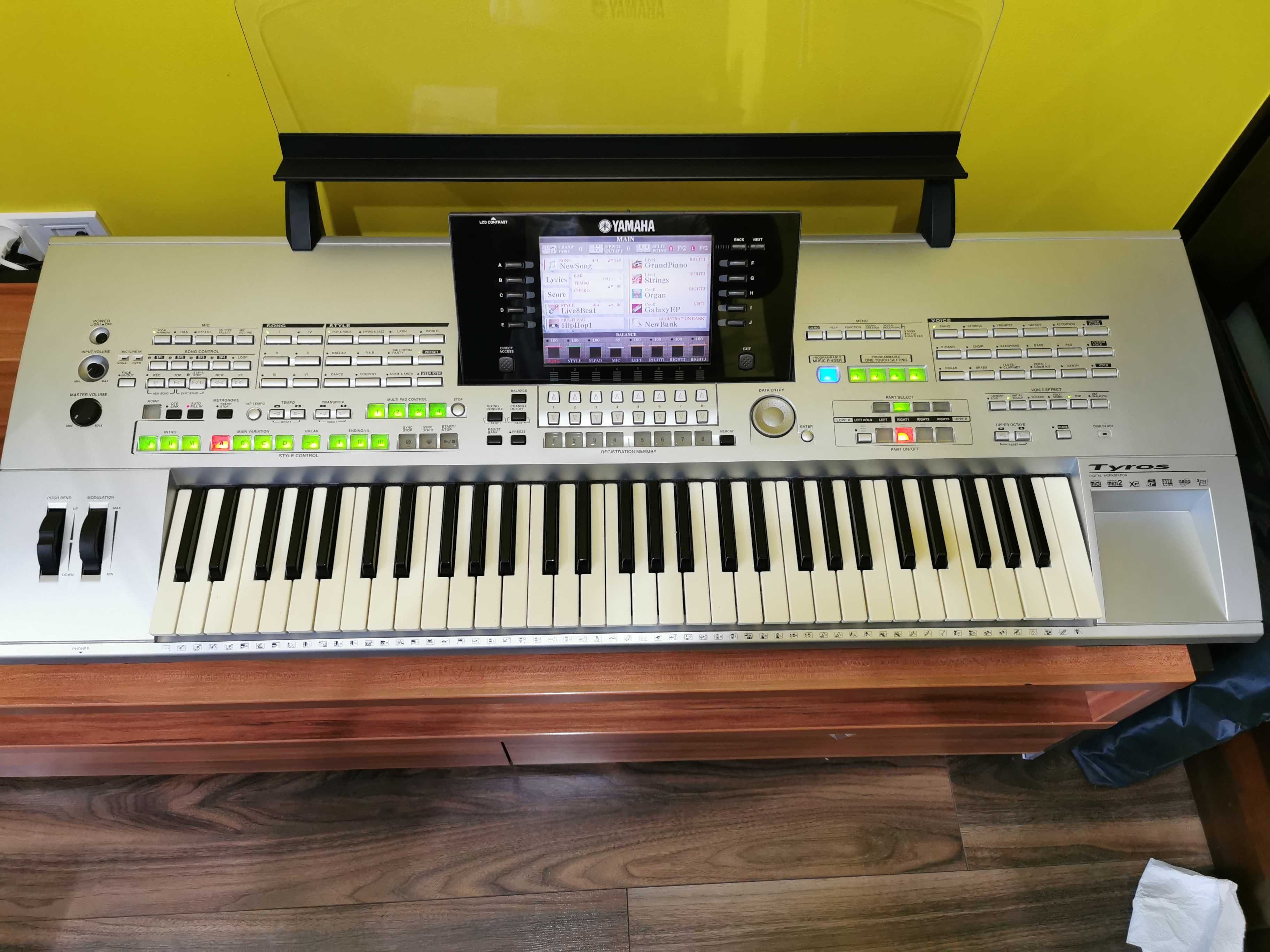 Keyboard Yamaha Tyros 1 Stan Bardzo Dobry