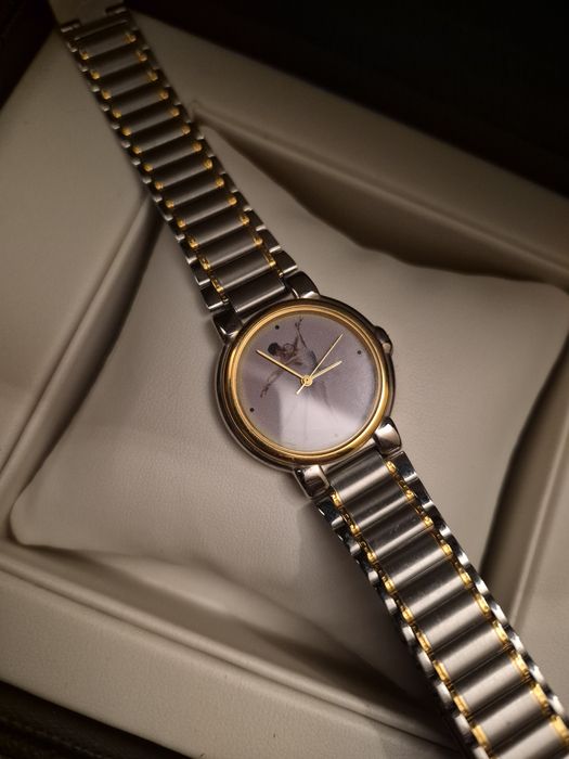 Женские часы CITIZEN WATCH CO.