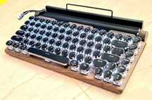 Mechaniczna Klawiatura VINTAGE w Stylu Maszyny Do Pisania RGB LED