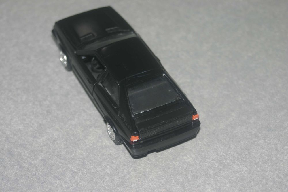 1:43 Audi 80 Quattro coupe Conrad