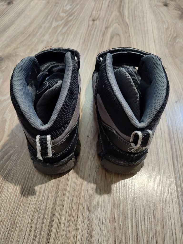 Sprzedam buty chłopięce