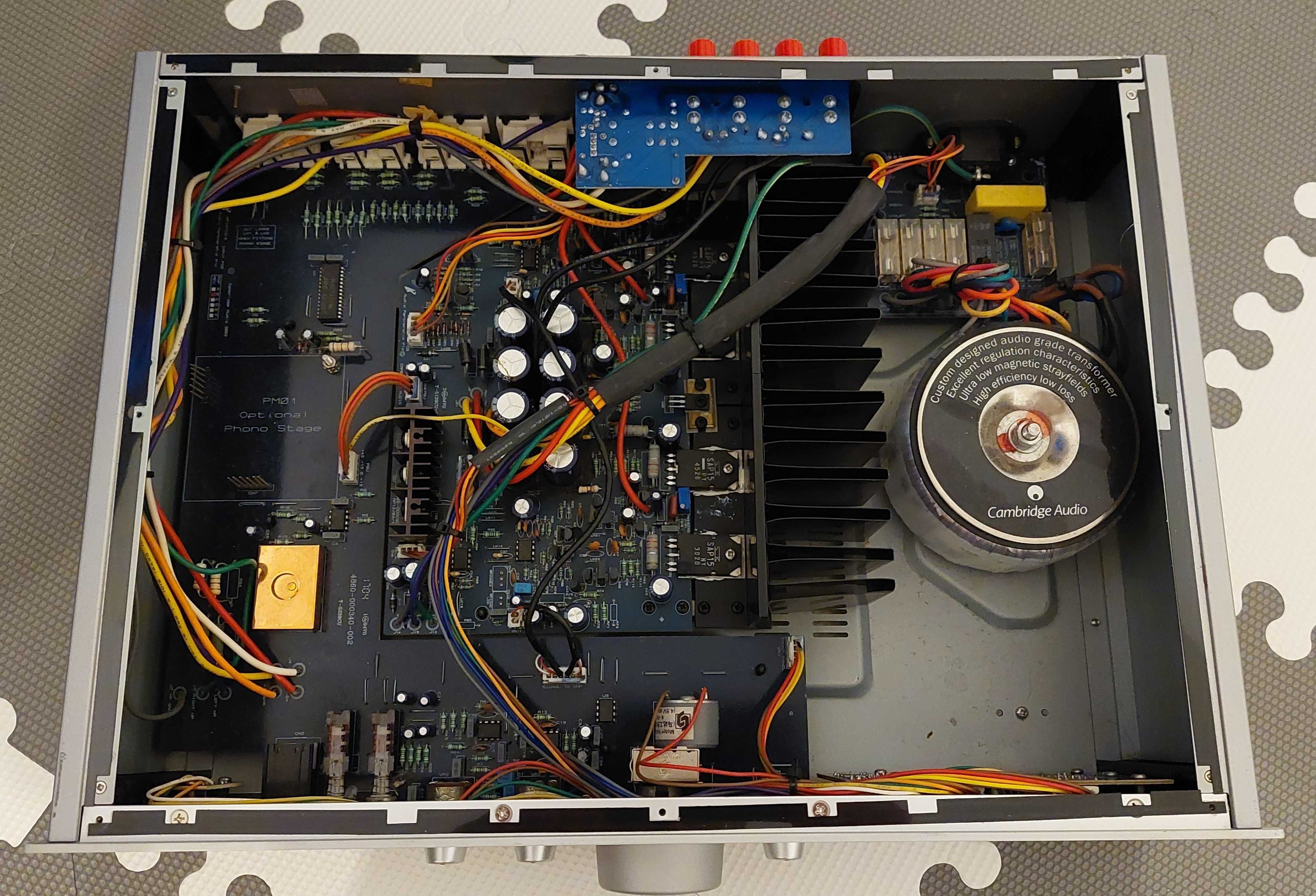 Wzmacniacz Cambridge Audio Azure 640A