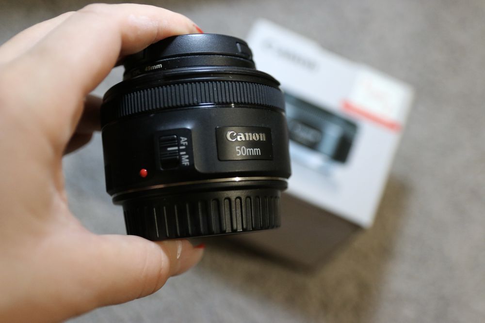 Canon 50 mm 1.8 STM как новый, идеал