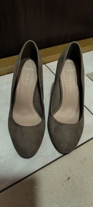 Szpilki obcasy czółenka New Look Wide Fit r. 37 brązowe beżowe