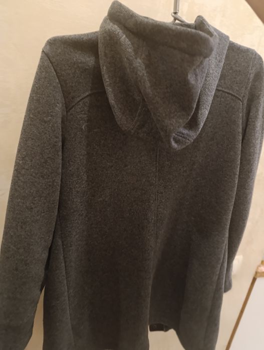 Продам вещи( пальто,брюки,платье,кофта