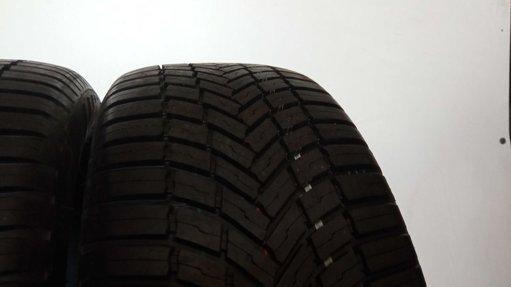 2x Opony całoroczna 235/55/17 BRIDGESTONE W.C A005 XL 2022 demo 7.8mm