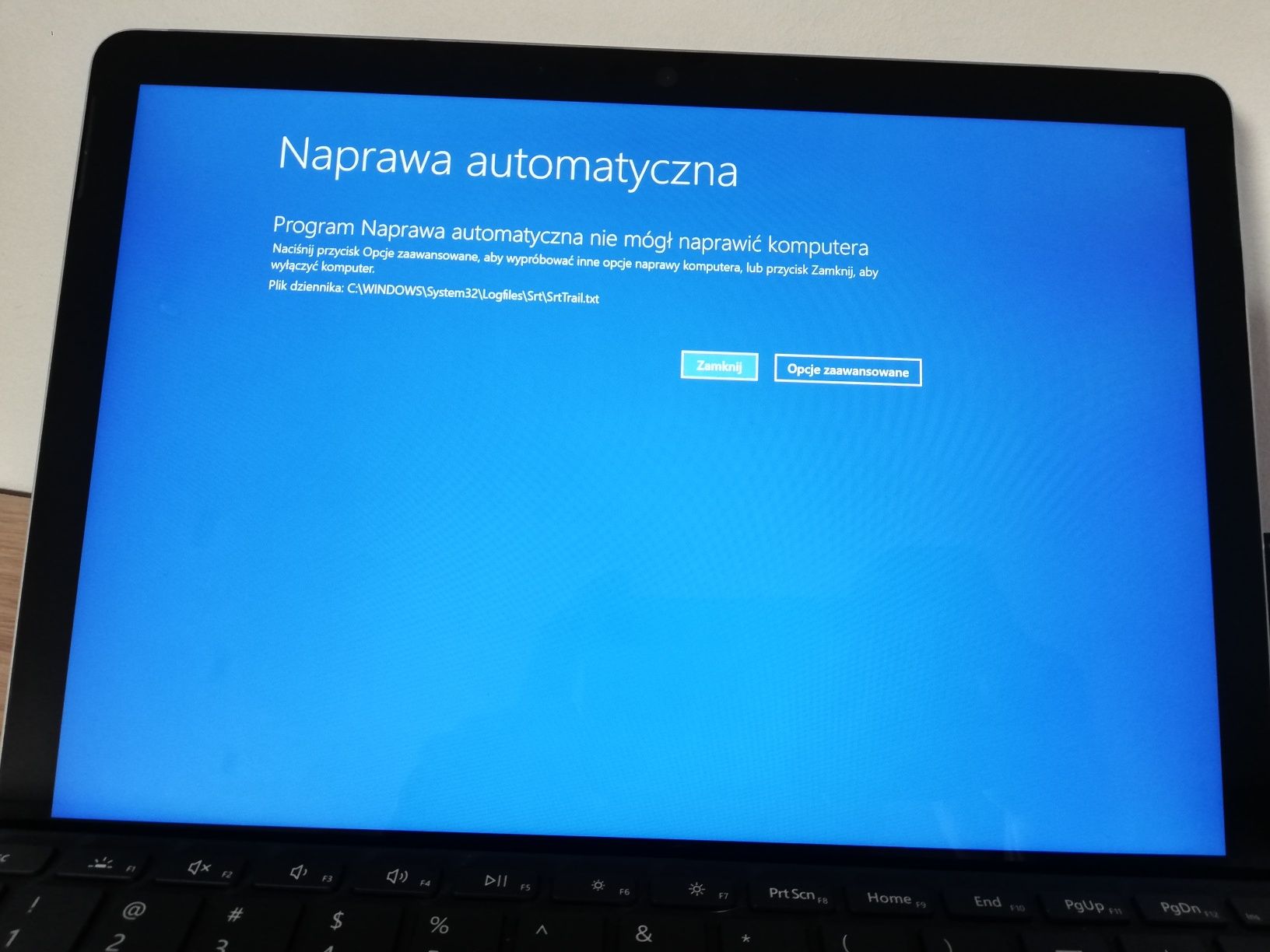 Tablet Microsoft Surface Go 2 uszkodzony włącza się