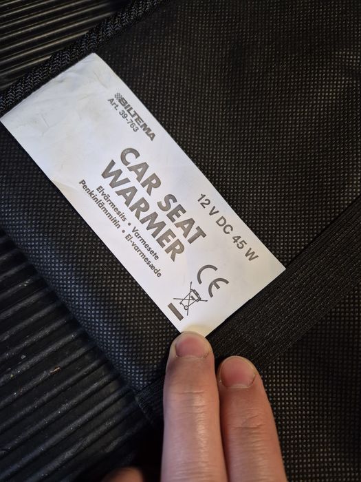 Mata samochodowa podgrzewajaca