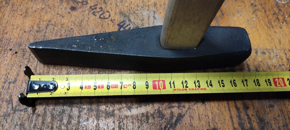 Зубило кузнечне нове.