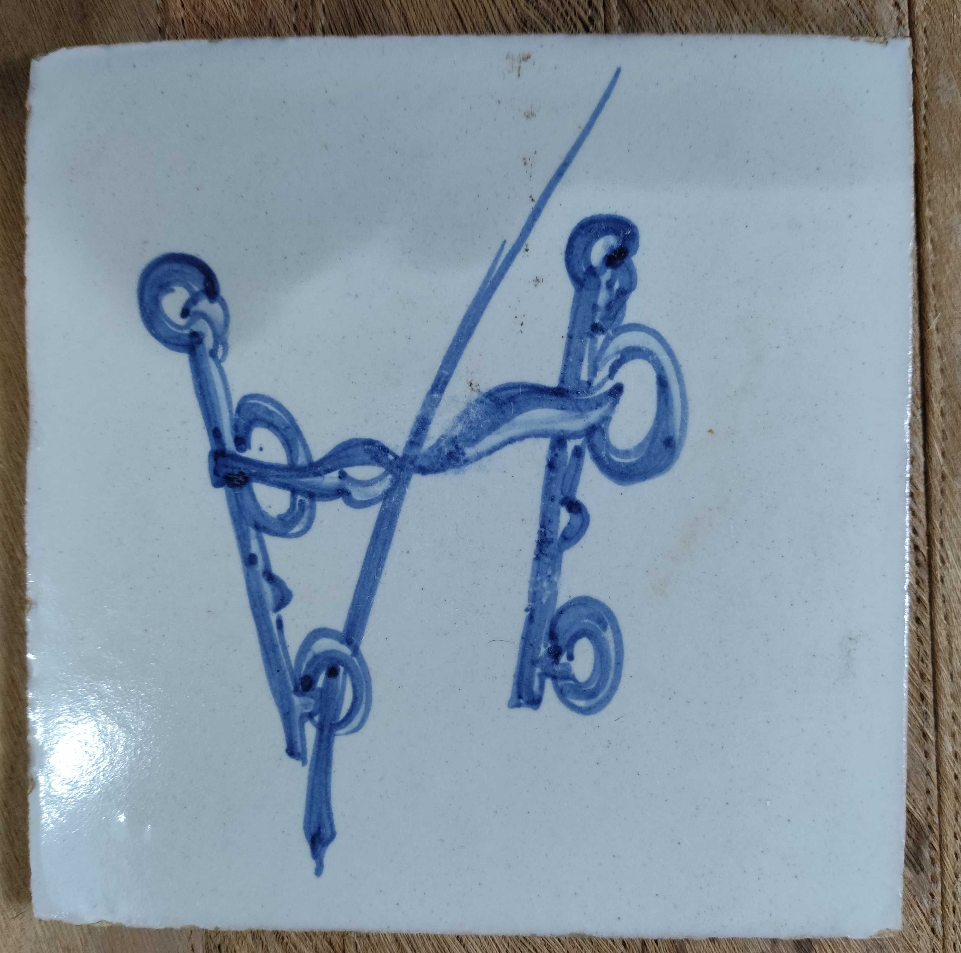 Quadra azulejos motivos hípicos - F. Sant'Anna