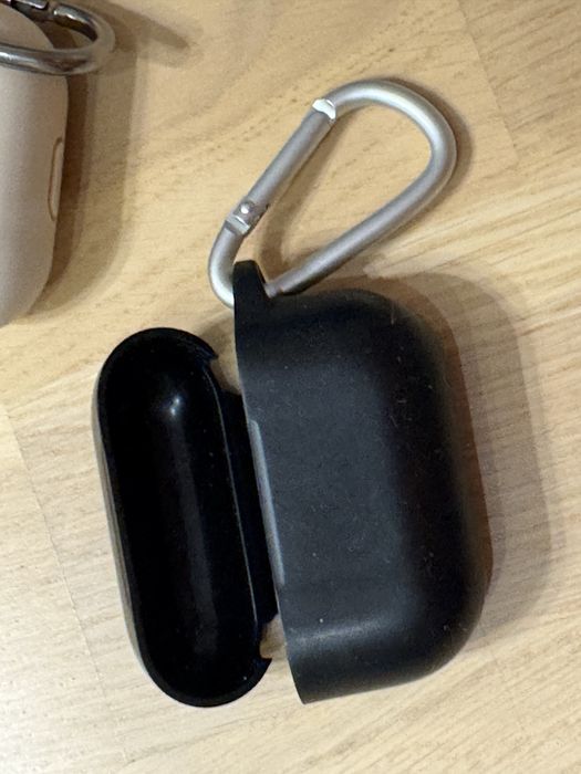 Чехол 2шт для наушников AirPods Pro 1/2 с карабинами