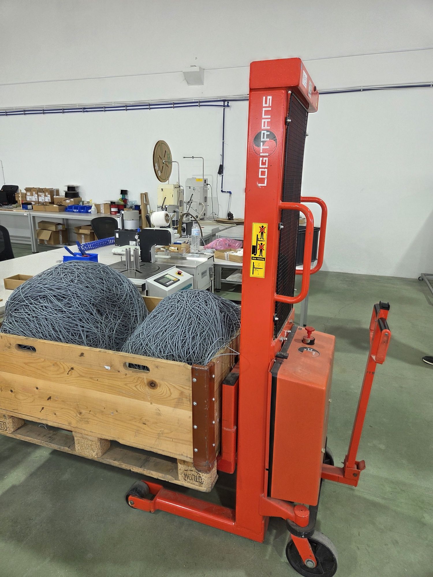 Stacker logitrans 1000kg