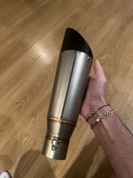 Выхлоп на мотоцикл