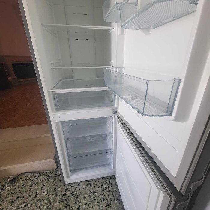 Eletrodomésticos (frigorifico, maquina de lavar e secar,micro ondas)