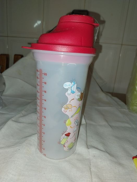Shaker medidor tupperware