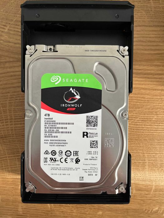 Seagate IronWolf 4TB - 2 штуки