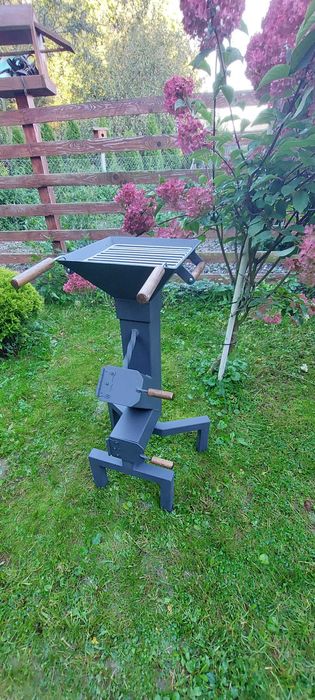 Piecyk rakietowy grill