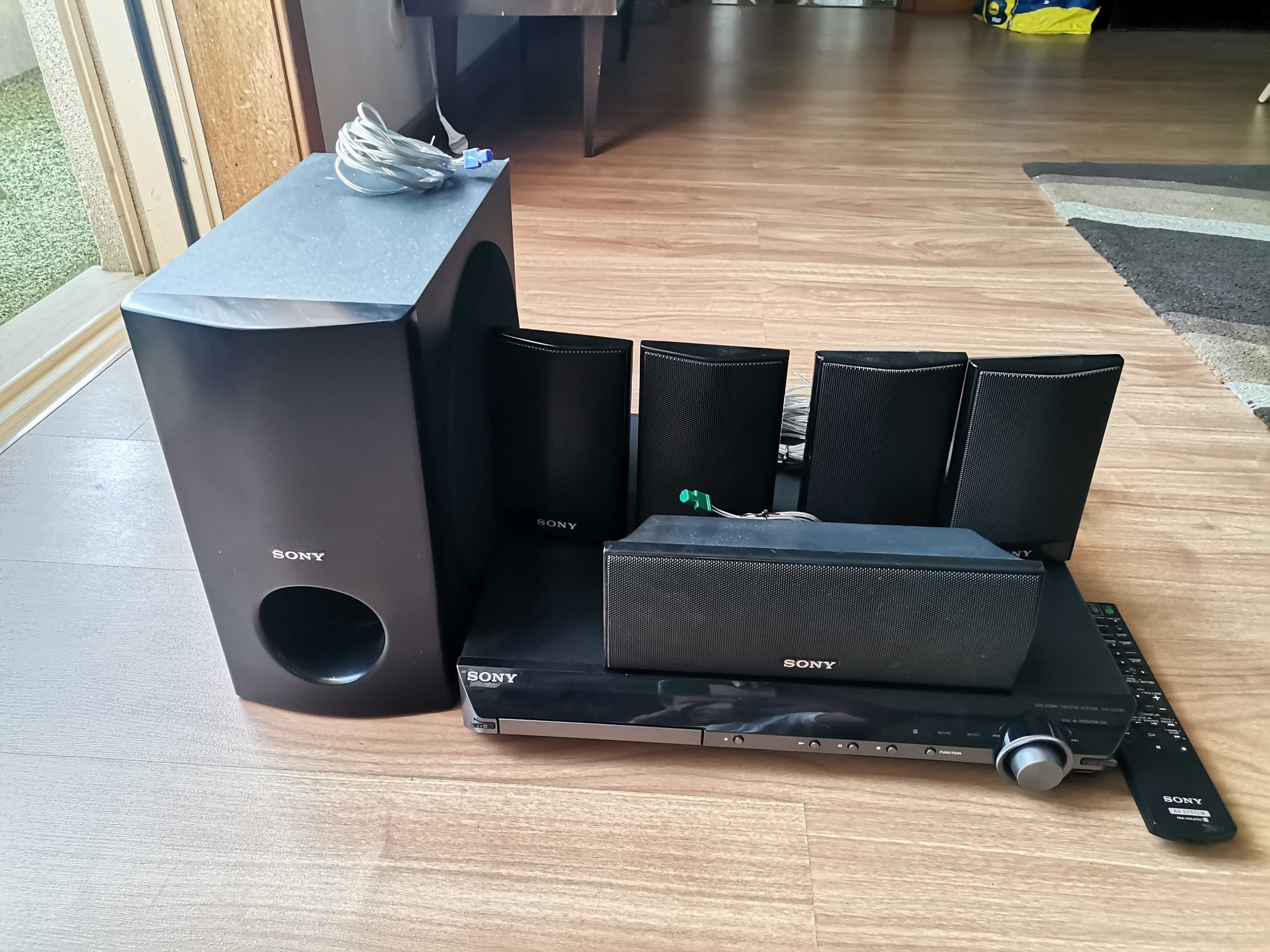 Aparelhagem DVD Sony Home Theatre System 5.1
