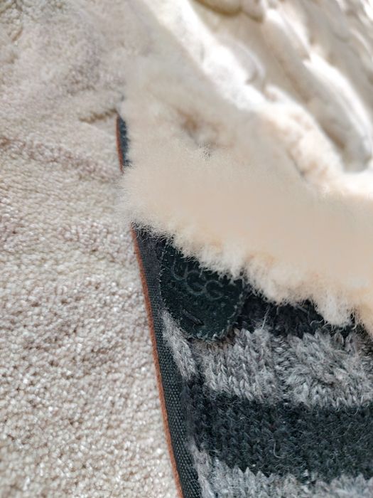 Продам терміново тапки