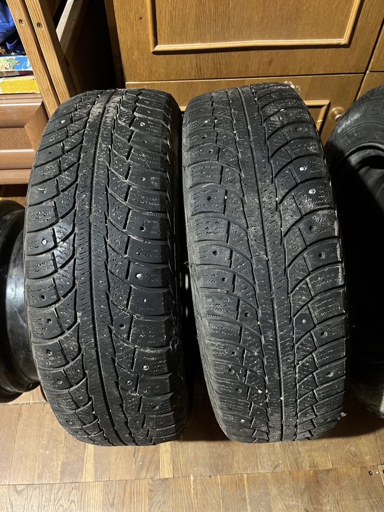 Продам 4 диска 4*100 r 13  и 3 шины гиславед 165*70 r13