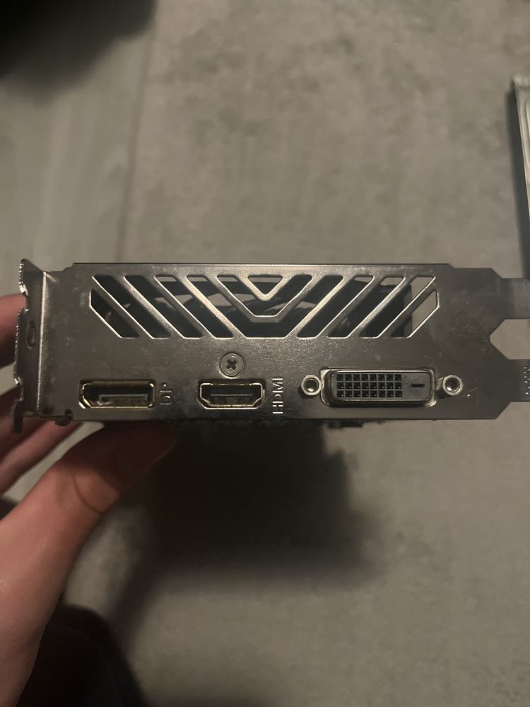 Karta Graficzna AMD Radeon RX560 4gb