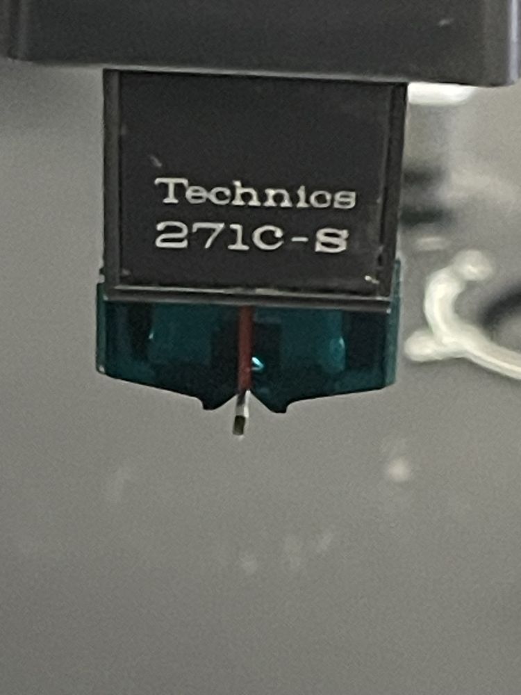 Вініловий Програвач Technics SL-2000 класика, ідеальний , мануальний