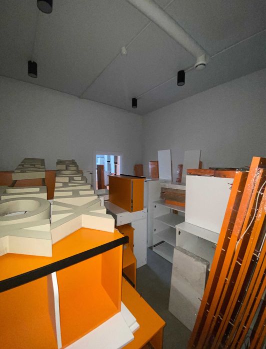 Фасад! торгове приміщення, Кам`янська 6, ЖК Метрополія, Позняки, ключі