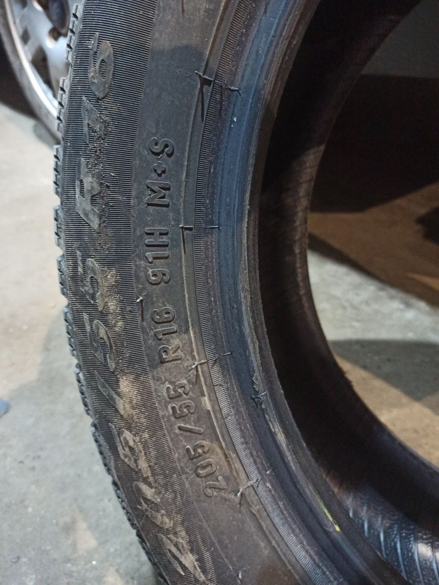 Pirelli 205 55 16 комплект 4шт